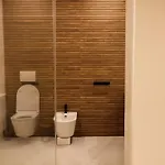מלון דירות Sky Rooftop Luxury 3*