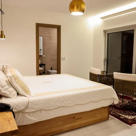 Sky Rooftop Luxury * Durres