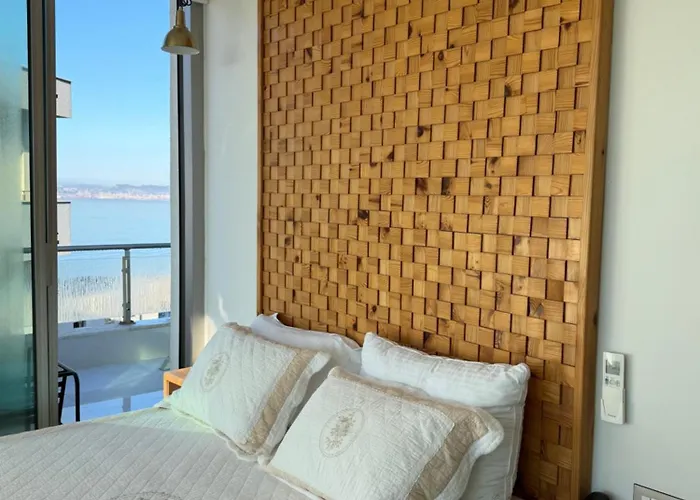 Sky Rooftop Luxury 3*