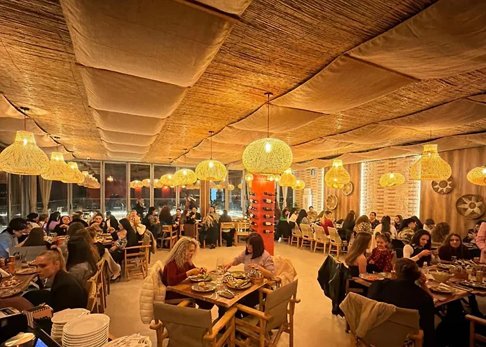 Sky Rooftop Luxury Aparthotel Durres