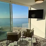 Sky Rooftop Luxury Durrës