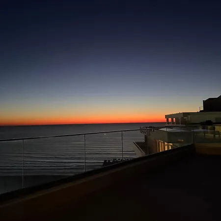 Aparthotel Sky Rooftop Luxury 3*