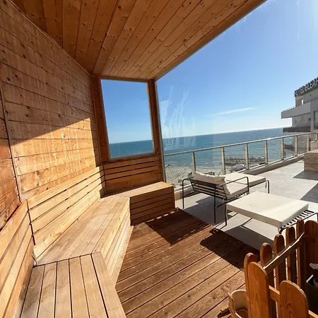 Sky Rooftop Luxury