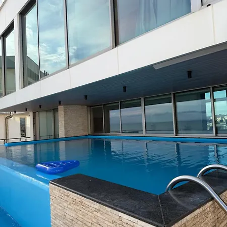 Sky Rooftop Luxury
