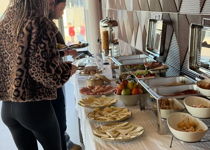 Sky Rooftop Luxury Hotel apartamentowy