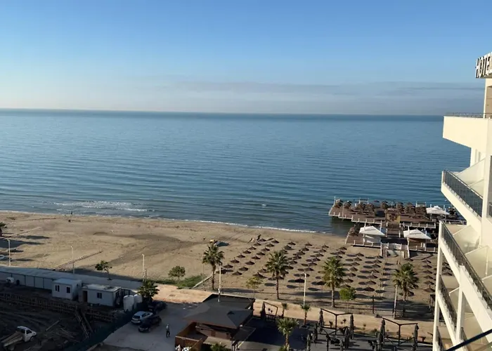 Sky Rooftop Luxury Hotel apartamentowy *