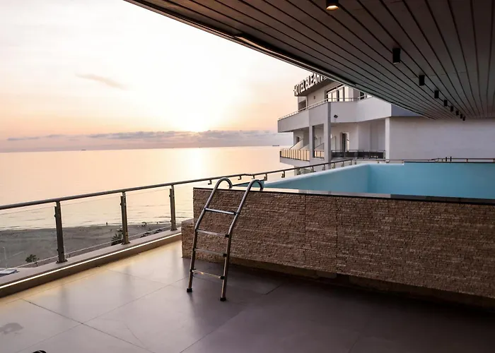 Sky Rooftop Luxury * Durrës