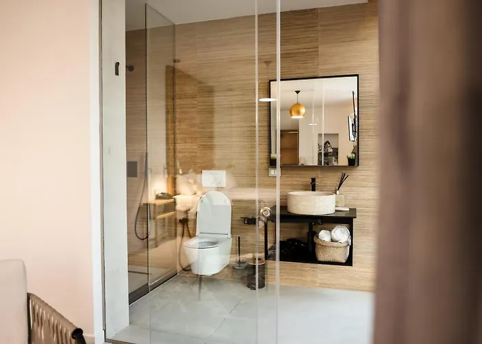 Sky Rooftop Luxury Hotel apartamentowy Durrës