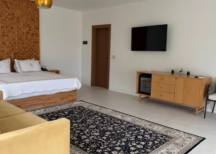 Sky Rooftop Luxury Durrës